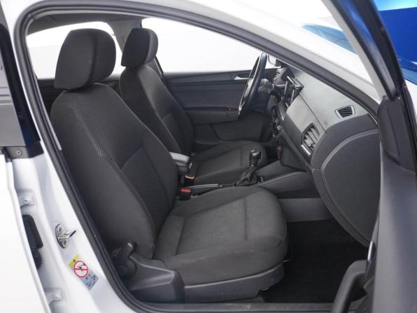 Volkswagen Polo VI с пробегом 2022 года, цена 1 599 077 рублей, 96555 км, лифтбек, Автокод Объявления