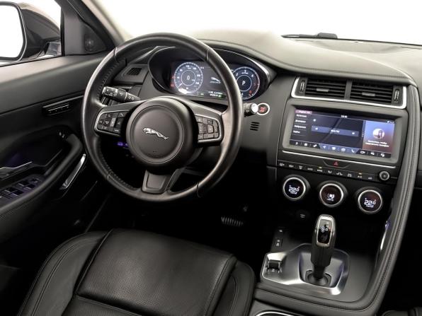 Jaguar E-Pace I с пробегом 2018 года, цена 2 450 000 рублей, 99000 км, внедорожник, Автокод Объявления