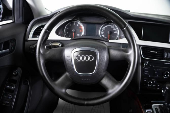 Audi A4 IV (B8) с пробегом 2009 года, цена 949 000 рублей, 312571 км, седан, Автокод Объявления