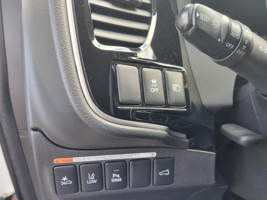 Mitsubishi Outlander III Рестайлинг 3 Екатеринбург  - изображение 24