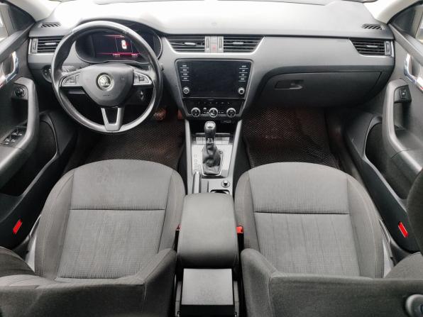Skoda Octavia III (A7) Рестайлинг с пробегом 2018 года, цена 1 769 000 рублей, 162001 км, лифтбек, Автокод Объявления