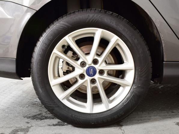 Ford Focus III Рестайлинг с пробегом 2017 года, цена 765 995 рублей, 242468 км, седан, Автокод Объявления