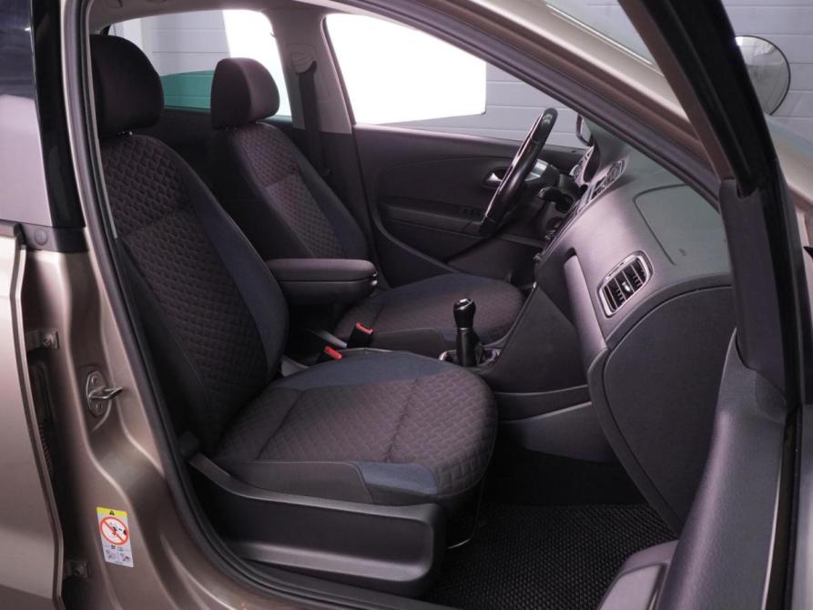 Volkswagen Polo V Рестайлинг Воронеж  - изображение 8