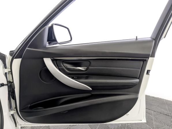 BMW 3 серии VI (F3x) Рестайлинг с пробегом 2018 года, цена 2 500 000 рублей, 169000 км, седан, Автокод Объявления