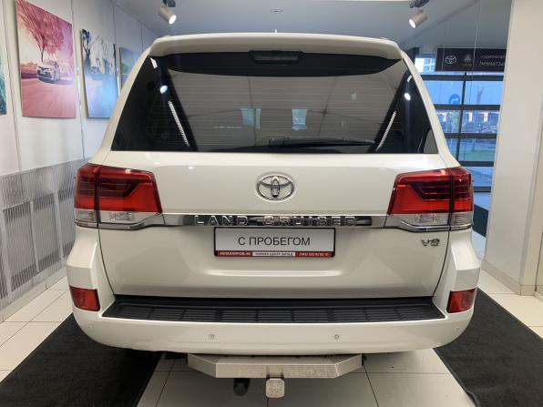 Toyota Land Cruiser 200 Series Рестайлинг 2 с пробегом 2018 года, цена 8 990 000 рублей, 42226 км, внедорожник, Автокод Объявления