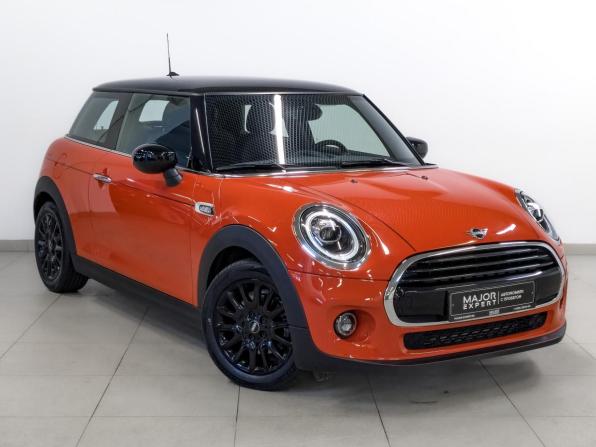 Mini Hatch III (F55/F56) Рестайлинг с пробегом 2021 года, цена 2 640 000 рублей, 11637 км, хэтчбек, Автокод Объявления