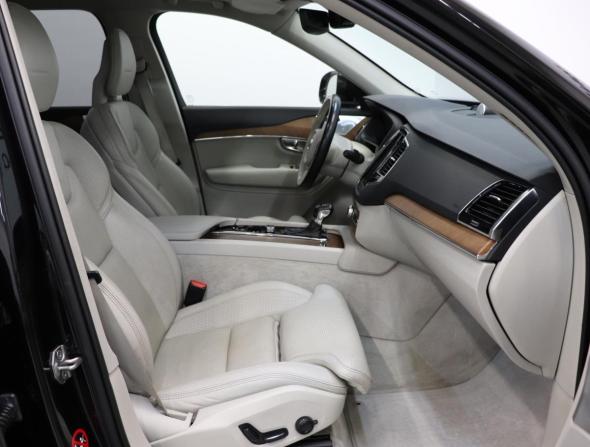 Volvo XC90 II с пробегом 2017 года, цена 3 190 000 рублей, 186681 км, внедорожник, Автокод Объявления
