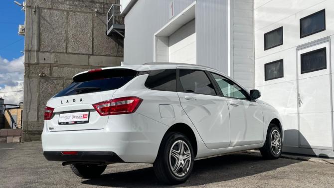 Lada (ВАЗ) Vesta I с пробегом 2021 года, цена 1 050 000 рублей, 118894 км, универсал, Автокод Объявления