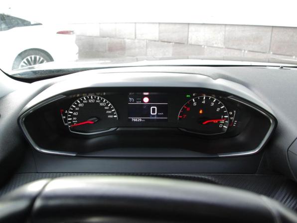 Peugeot 2008 II с пробегом 2021 года, цена 1 890 000 рублей, 77000 км, внедорожник, Автокод Объявления