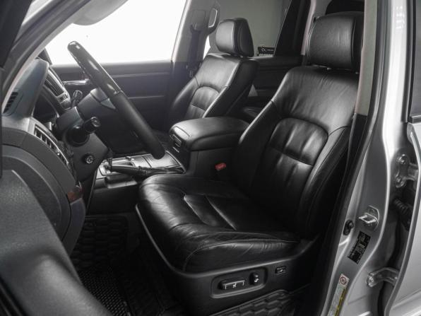 Toyota Land Cruiser 200 Series Рестайлинг 1 с пробегом 2013 года, цена 3 999 000 рублей, 183367 км, внедорожник, Автокод Объявления