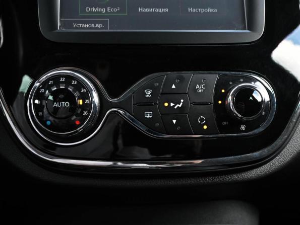 Renault Kaptur I с пробегом 2017 года, цена 1 179 000 рублей, 175440 км, внедорожник, Автокод Объявления