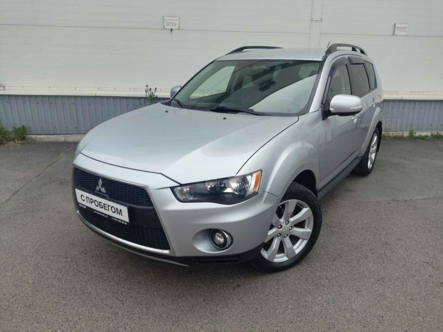 Mitsubishi Outlander II Рестайлинг Санкт-Петербург  - изображение 2