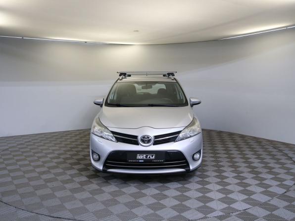 Toyota Verso I Рестайлинг с пробегом 2013 года, цена 1 195 000 рублей, 187037 км, компактвэн, Автокод Объявления