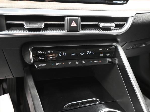 Kia K5 III с пробегом 2021 года, цена 2 395 000 рублей, 123377 км, седан, Автокод Объявления