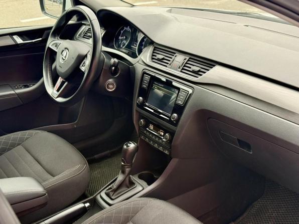 Skoda Rapid I Рестайлинг с пробегом 2019 года, цена 1 448 000 рублей, 56136 км, лифтбек, Автокод Объявления