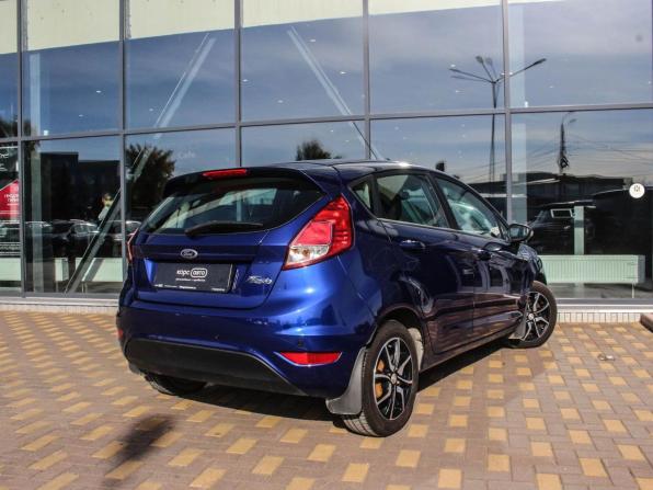 Ford Fiesta Mk6 Рестайлинг с пробегом 2016 года, цена 795 000 рублей, 71554 км, хэтчбек, Автокод Объявления