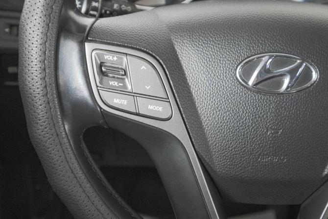 Hyundai Santa Fe III с пробегом 2012 года, цена 1 899 000 рублей, 192567 км, внедорожник, Автокод Объявления