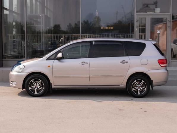 Toyota Ipsum II (M20) с пробегом 2001 года, цена 900 000 рублей, 204905 км, компактвэн, Автокод Объявления