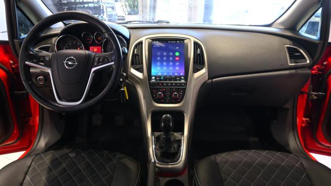 Opel Astra J с пробегом 2012 года, цена 580 000 рублей, 222138 км, хэтчбек, Автокод Объявления