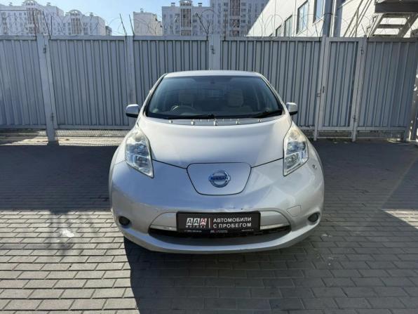 Nissan Leaf I (ZE0/AZE0) с пробегом 2012 года, цена 839 000 рублей, 145463 км, хэтчбек, Автокод Объявления