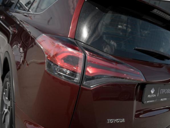 Toyota RAV4 IV (XA40) Рестайлинг с пробегом 2016 года, цена 2 290 000 рублей, 118719 км, внедорожник, Автокод Объявления