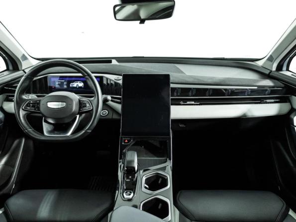 Geely Atlas II с пробегом 2024 года, цена 2 900 000 рублей, 31643 км, внедорожник, Автокод Объявления