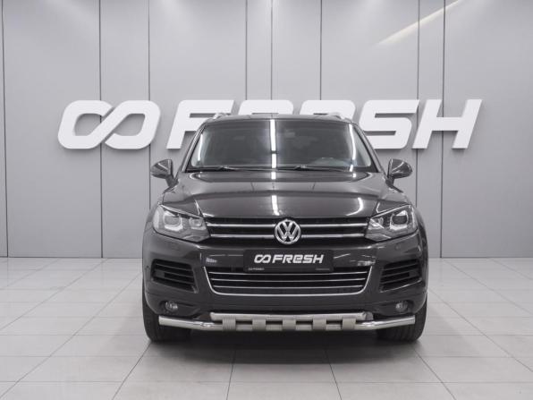 Volkswagen Touareg II с пробегом 2012 года, цена 2 000 000 рублей, 200420 км, внедорожник, Автокод Объявления