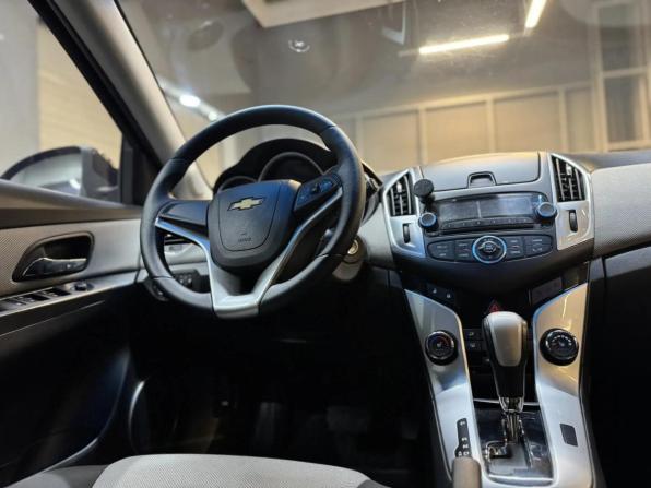 Chevrolet Cruze I Рестайлинг с пробегом 2013 года, цена 697 000 рублей, 190000 км, хэтчбек, Автокод Объявления