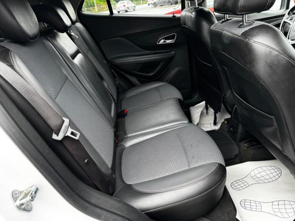 Opel Mokka I с пробегом 2013 года, цена 1 050 000 рублей, 178000 км, внедорожник, Автокод Объявления