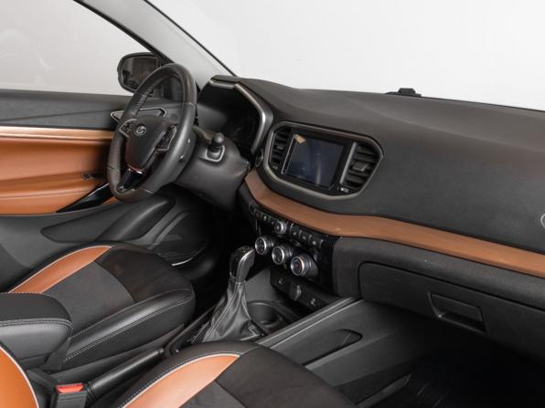 Lada (ВАЗ) Vesta I Рестайлинг (NG) с пробегом 2024 года, цена 1 564 700 рублей, 38000 км, универсал, Автокод Объявления