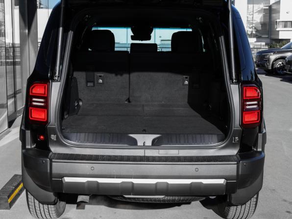 Toyota Land Cruiser Prado 250 Series с пробегом 2024 года, цена 10 000 000 рублей, 13900 км, внедорожник, Автокод Объявления
