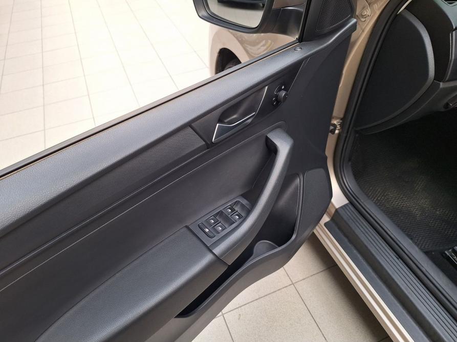 Volkswagen Polo VI Челябинск  - изображение 15