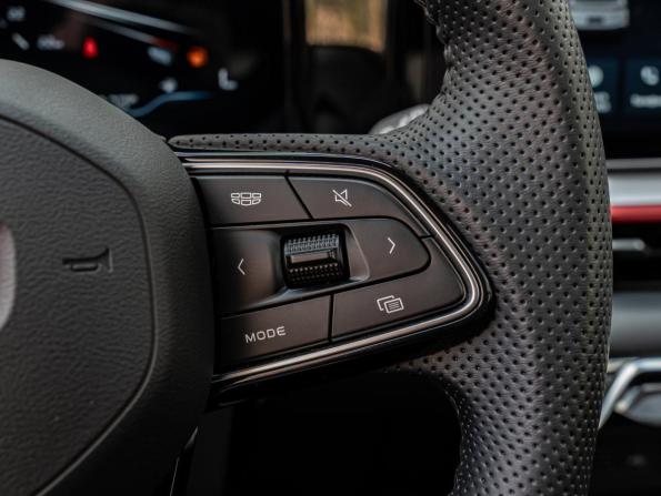Geely Coolray I Рестайлинг с пробегом 2023 года, цена 2 295 000 рублей, 12401 км, внедорожник, Автокод Объявления