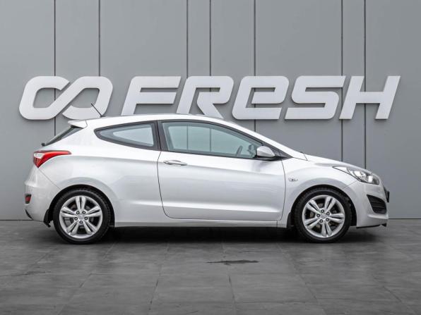 Hyundai i30 II с пробегом 2013 года, цена 870 000 рублей, 219394 км, хэтчбек, Автокод Объявления
