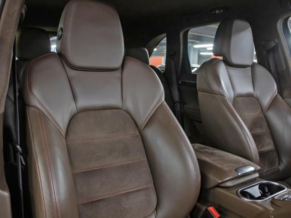 Porsche Cayenne II (958) с пробегом 2012 года, цена 3 798 000 рублей, 74915 км, внедорожник, Автокод Объявления