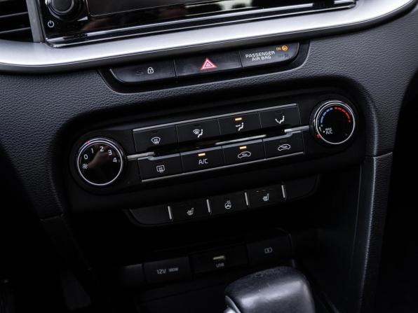 Kia Ceed III Рестайлинг с пробегом 2022 года, цена 1 925 000 рублей, 73798 км, хэтчбек, Автокод Объявления