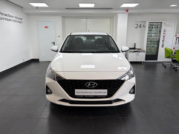 Hyundai Solaris II Рестайлинг с пробегом 2022 года, цена 1 514 000 рублей, 110806 км, седан, Автокод Объявления