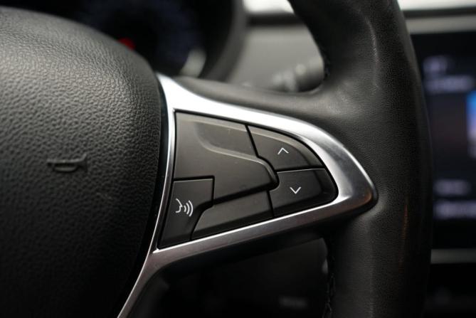 Renault Arkana I с пробегом 2021 года, цена 1 888 000 рублей, 89900 км, внедорожник, Автокод Объявления