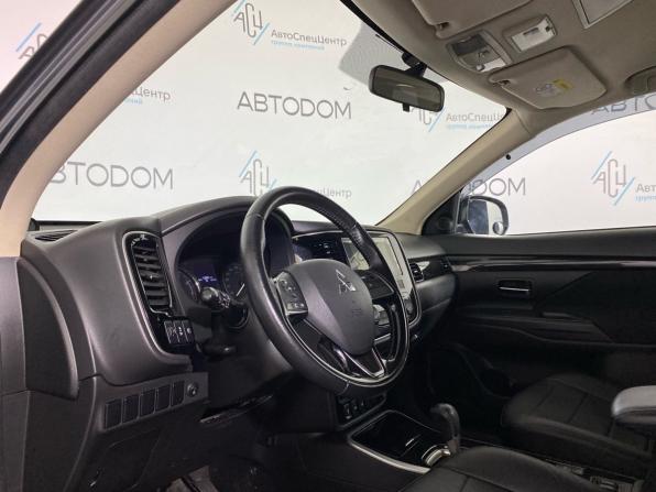 Mitsubishi Outlander III Рестайлинг 3 с пробегом 2019 года, цена 2 347 000 рублей, 72186 км, внедорожник, Автокод Объявления