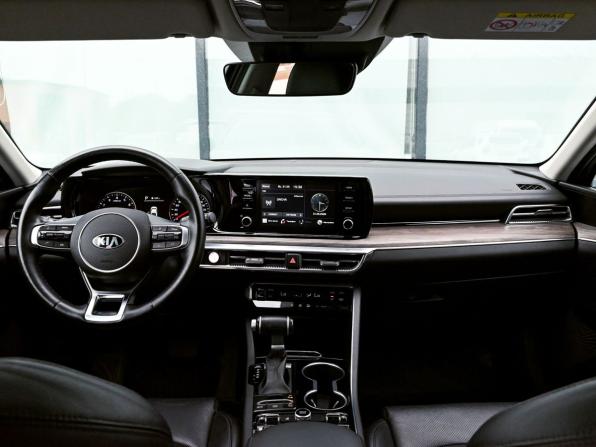 Kia K5 III с пробегом 2020 года, цена 2 849 000 рублей, 66422 км, седан, Автокод Объявления