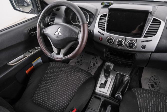 Mitsubishi L200 IV Рестайлинг с пробегом 2014 года, цена 1 449 000 рублей, 316800 км, offers.body_type.unknown, Автокод Объявления
