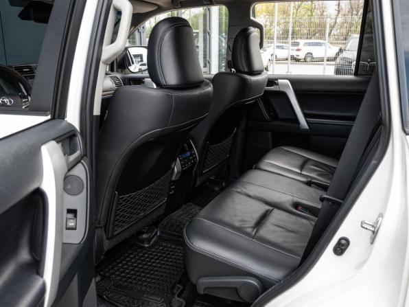 Toyota Land Cruiser Prado 150 Series Рестайлинг 3 с пробегом 2021 года, цена 6 240 000 рублей, 113492 км, внедорожник, Автокод Объявления