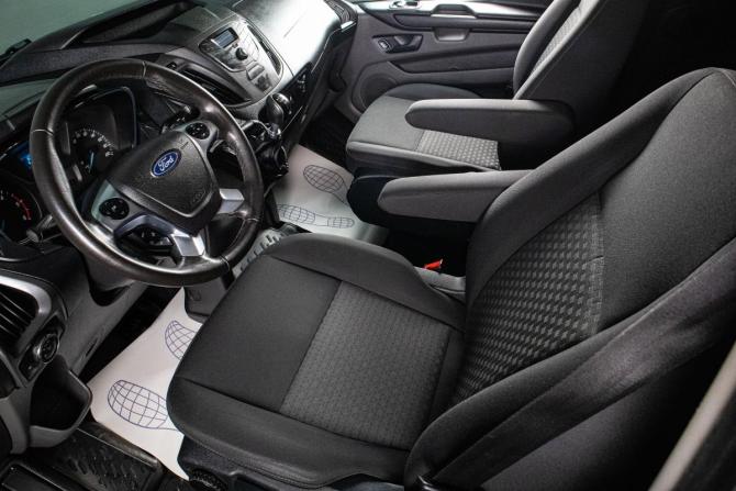 Ford Tourneo Custom I с пробегом 2018 года, цена 3 499 000 рублей, 141972 км, минивэн, Автокод Объявления