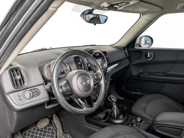 Mini Countryman II с пробегом 2017 года, цена 2 025 000 рублей, 59440 км, внедорожник, Автокод Объявления