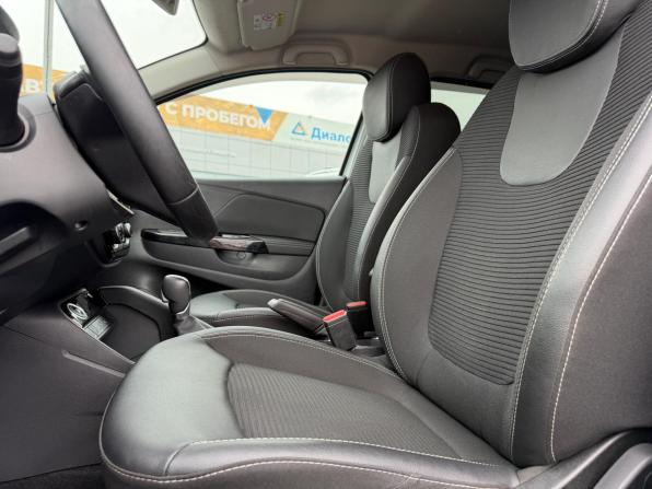 Renault Kaptur I Рестайлинг с пробегом 2021 года, цена 1 700 000 рублей, 44100 км, внедорожник, Автокод Объявления