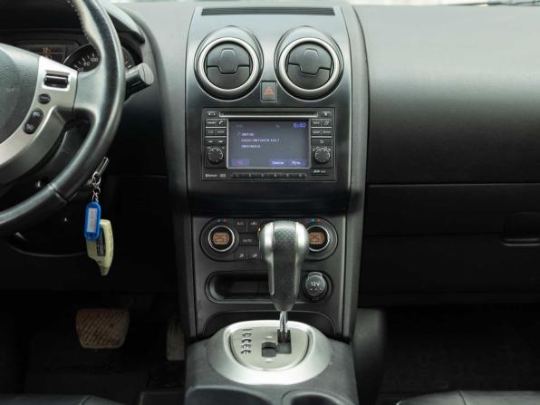 Nissan Qashqai I Рестайлинг с пробегом 2010 года, цена 1 110 000 рублей, 178553 км, внедорожник, Автокод Объявления