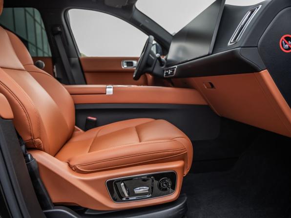 Li Auto (Lixiang) L7 I с пробегом 2024 года, цена 6 398 000 рублей, 18500 км, внедорожник, Автокод Объявления