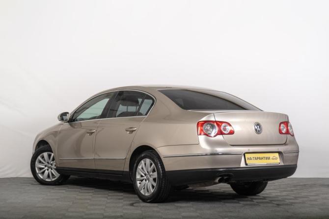 Volkswagen Passat B6 с пробегом 2006 года, цена 739 000 рублей, 181000 км, седан, Автокод Объявления