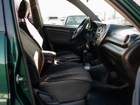 Toyota RAV4 II (XA20) Рестайлинг с пробегом 2004 года, цена 820 000 рублей, 273797 км, внедорожник, Автокод Объявления