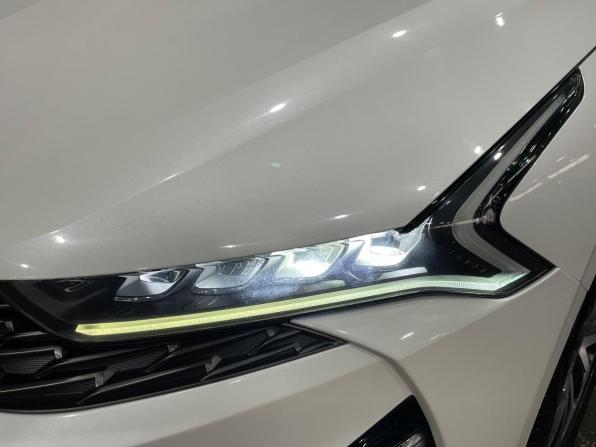 Kia K5 III с пробегом 2021 года, цена 2 330 000 рублей, 97305 км, седан, Автокод Объявления